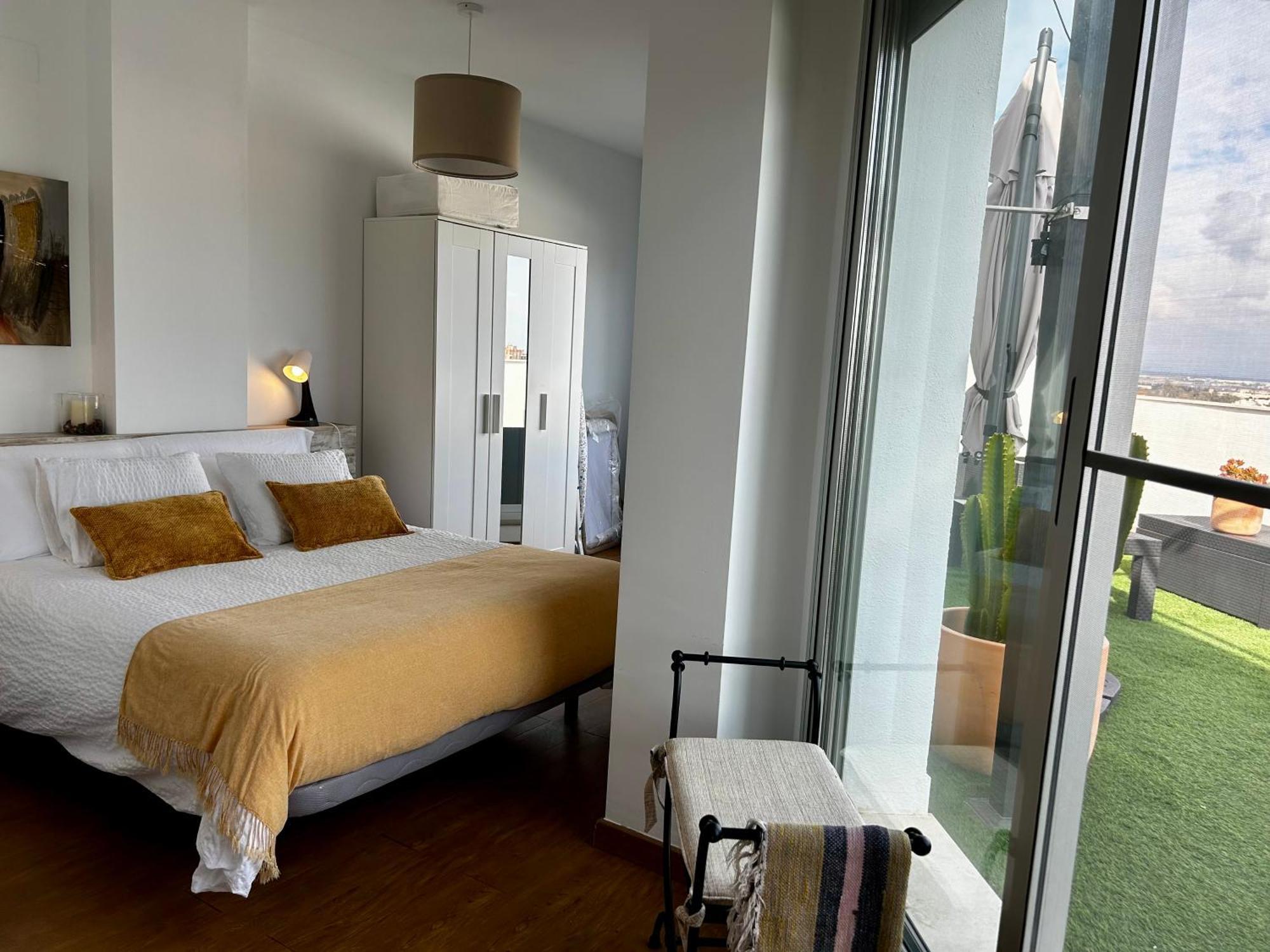 Lo Balconet Del Delta. Atic-duplex Vacacional. Apartment *