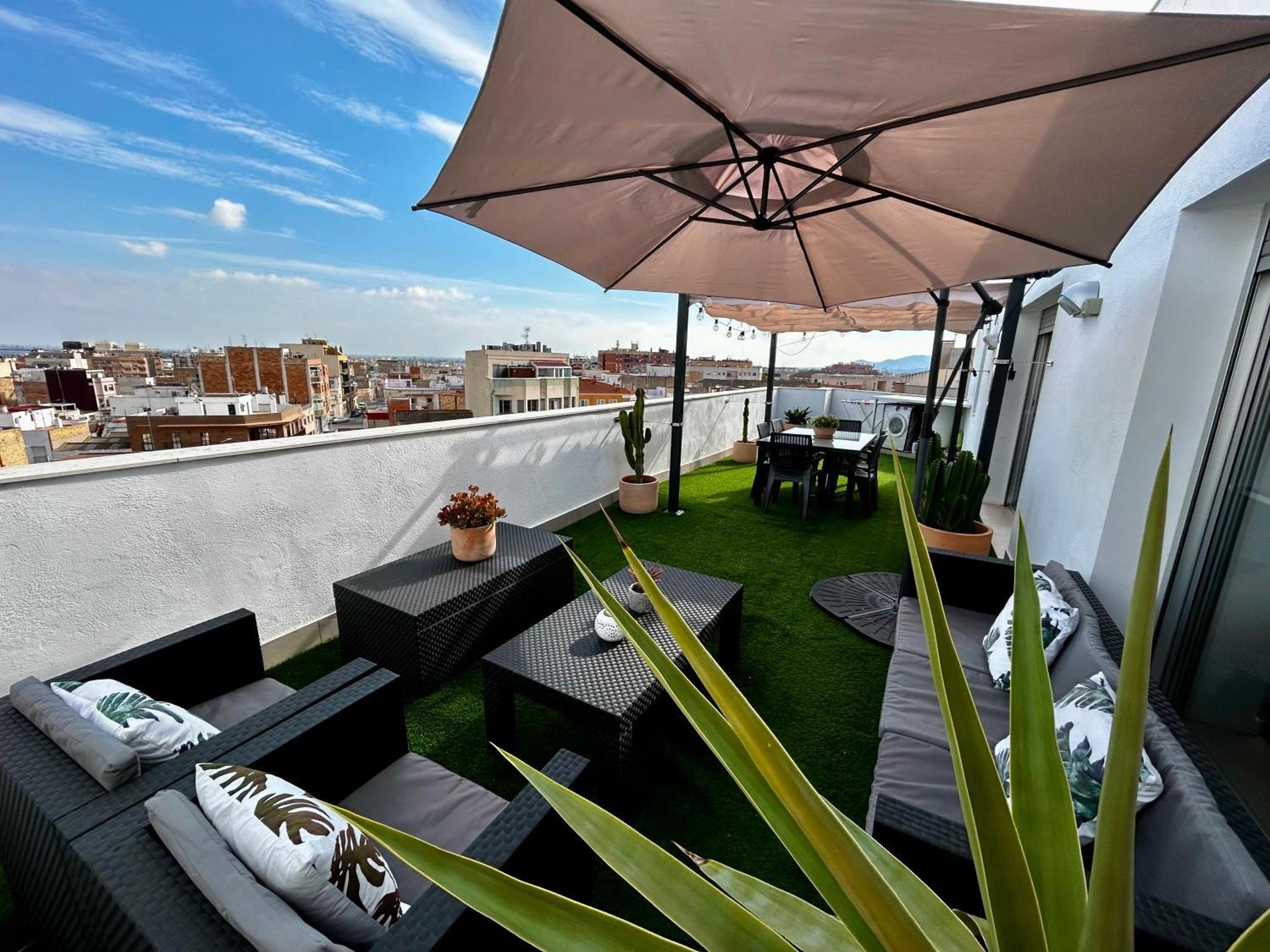 Lo Balconet Del Delta. Atic-duplex Vacacional. *